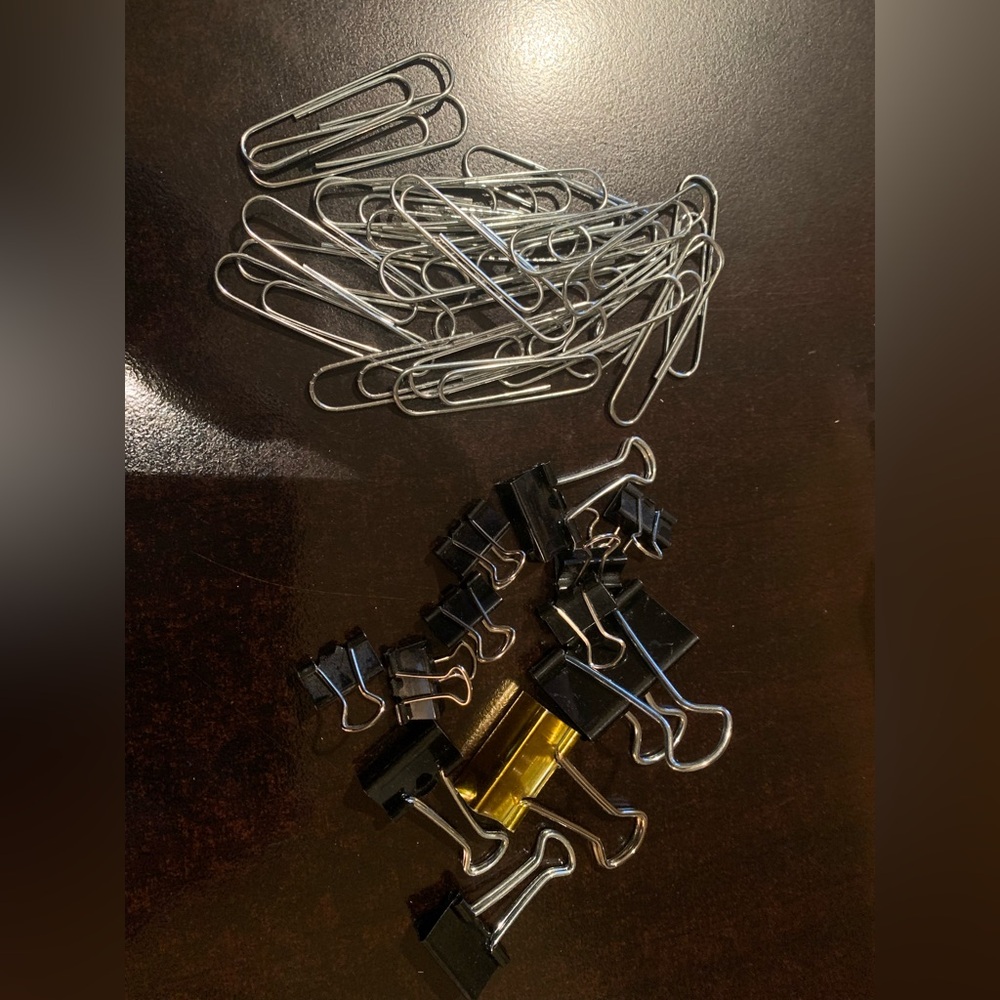 Assorted Paper Clips and Binder Clips Set - Picture 2 of 3